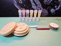 Kit for Watchmaking: 6 Moebius Repackaged Oils 0.2ml (9010,HP1300, 9501, 9415, 8200, 8217) + Bergeon oiler + pithwood + oil dish (See picture what you get)